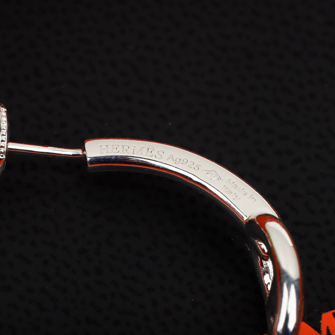 【関税負担なし・送料無料・代引可】エルメス ピアス 未使用 箱付き