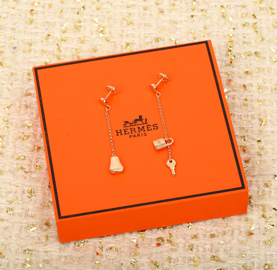 【関税負担なし・送料無料・代引可】エルメス ピアス 未使用 箱付き