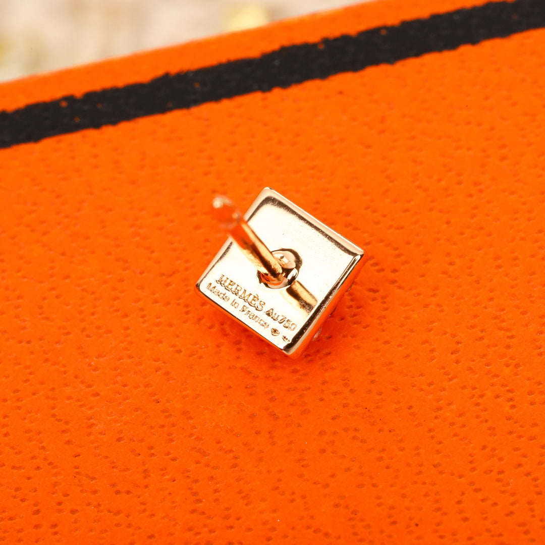 【関税負担なし・送料無料・代引可】エルメス ピアス 未使用 箱付き