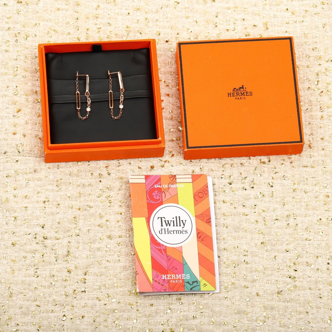 【関税負担なし・送料無料・代引可】エルメス ピアス 未使用 箱付き