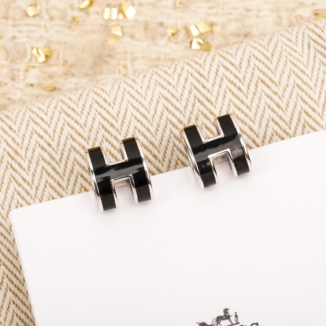 【関税負担なし・送料無料・代引可】エルメス ピアス 未使用 箱付き