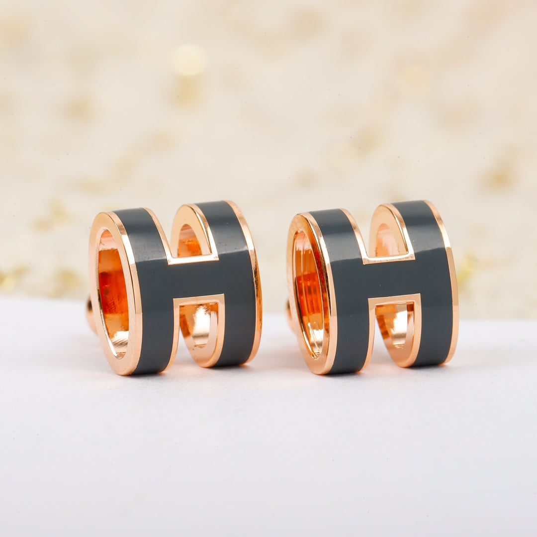 【関税負担なし・送料無料・代引可】エルメス ピアス 未使用 箱付き