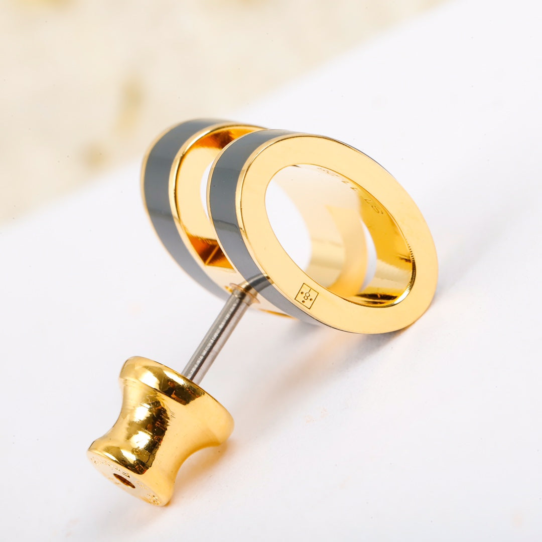 【関税負担なし・送料無料・代引可】エルメス ピアス 未使用 箱付き