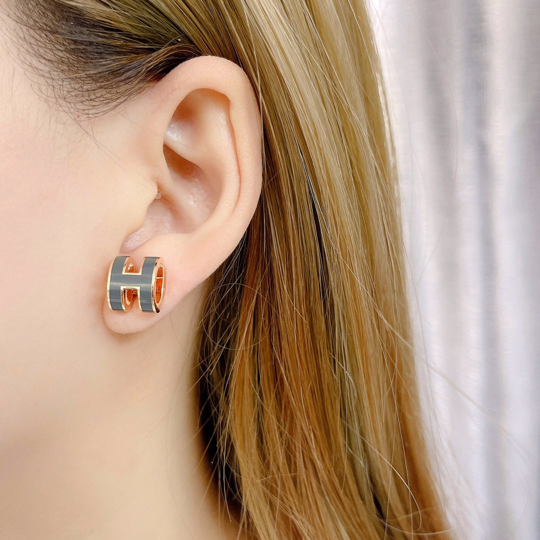 【関税負担なし・送料無料・代引可】エルメス ピアス 未使用 箱付き