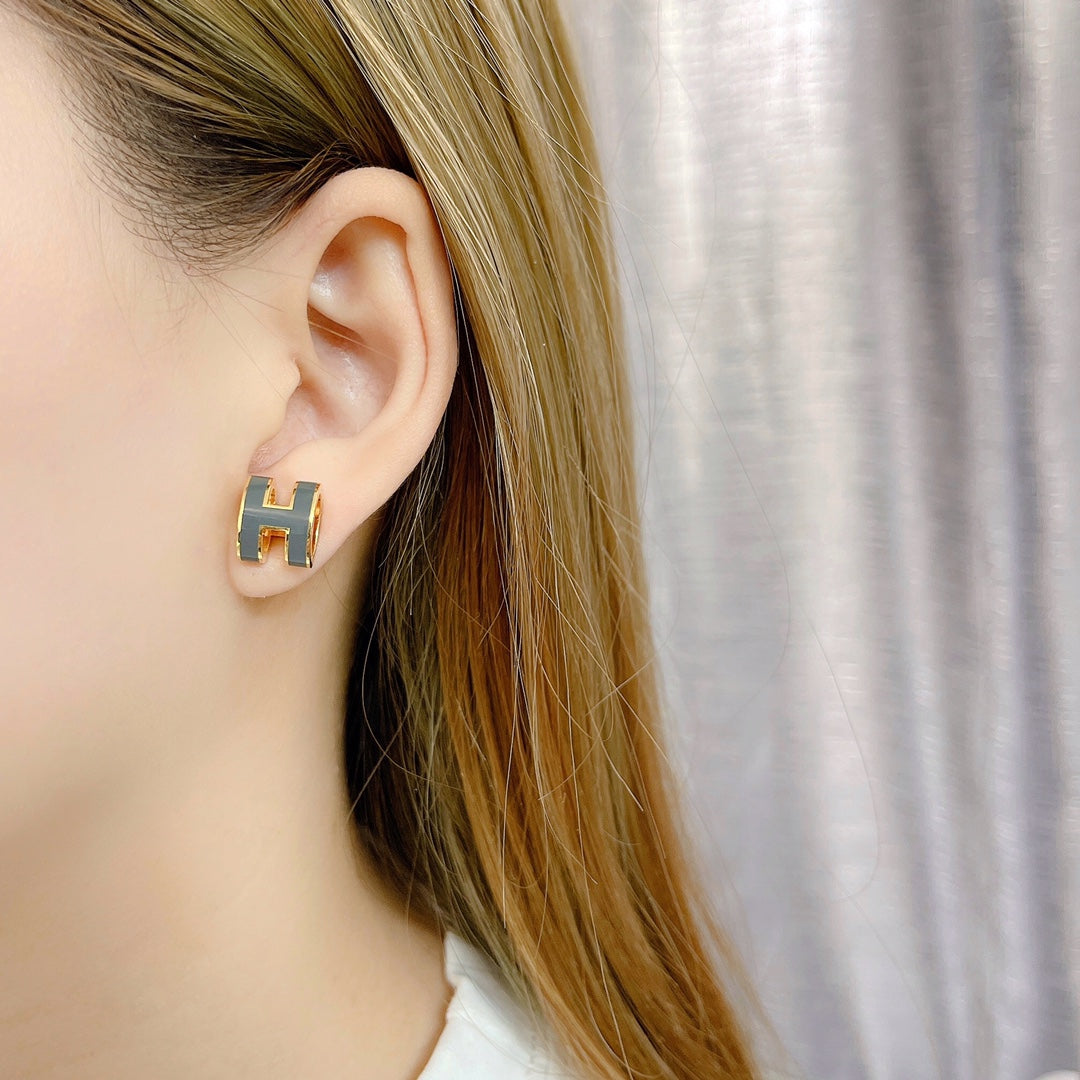 【関税負担なし・送料無料・代引可】エルメス ピアス 未使用 箱付き