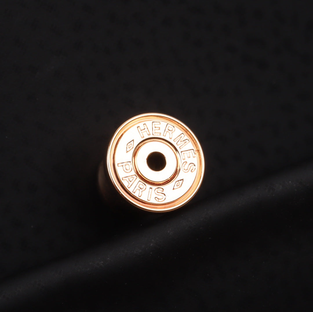 【関税負担なし・送料無料・代引可】【売れ筋】エルメス ピアス 未使用 箱付き