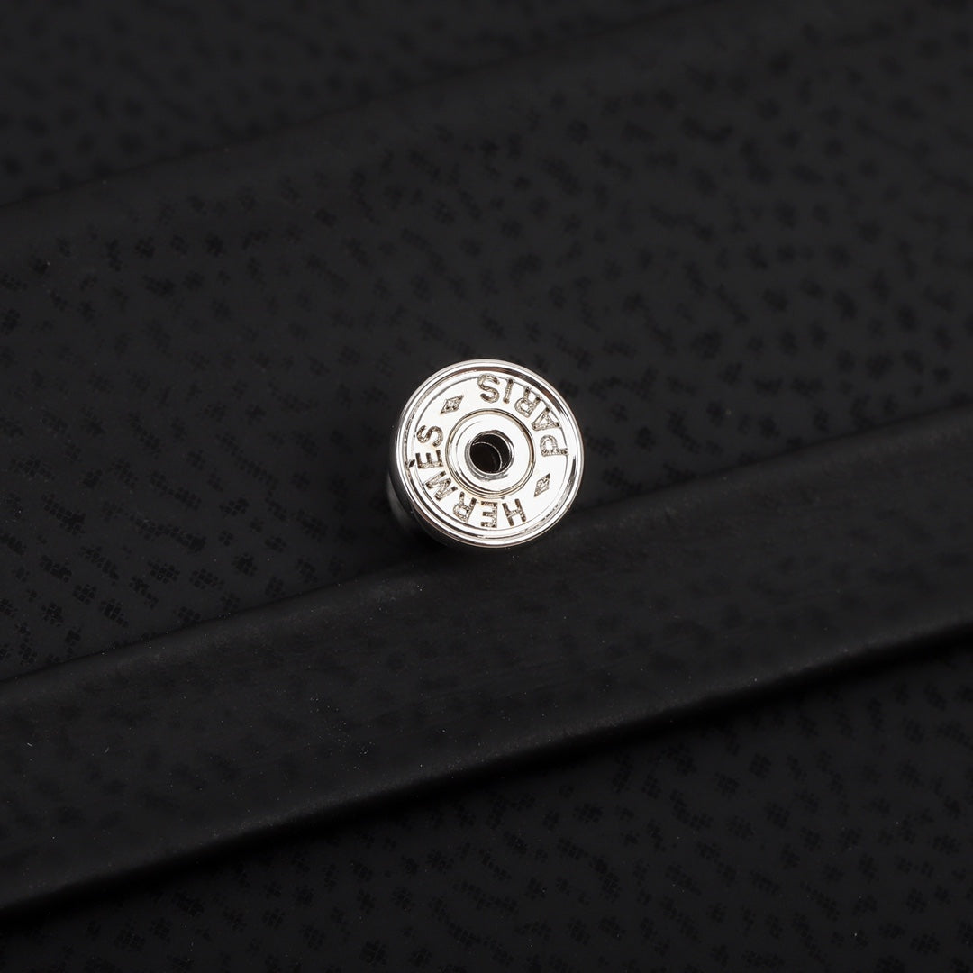 【関税負担なし・送料無料・代引可】エルメス ピアス 未使用 箱付き