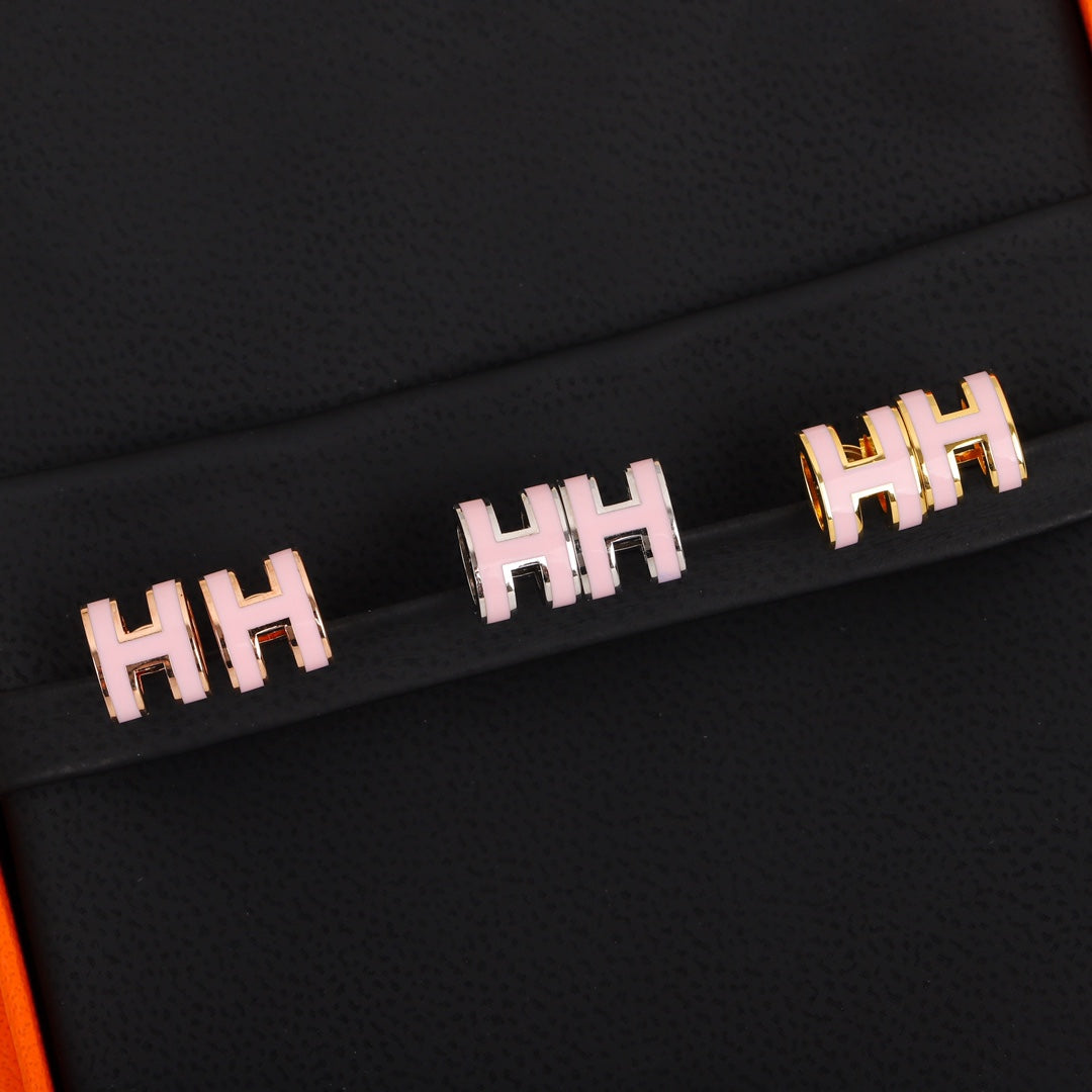 【関税負担なし・送料無料・代引可】エルメス ピアス 未使用 箱付き