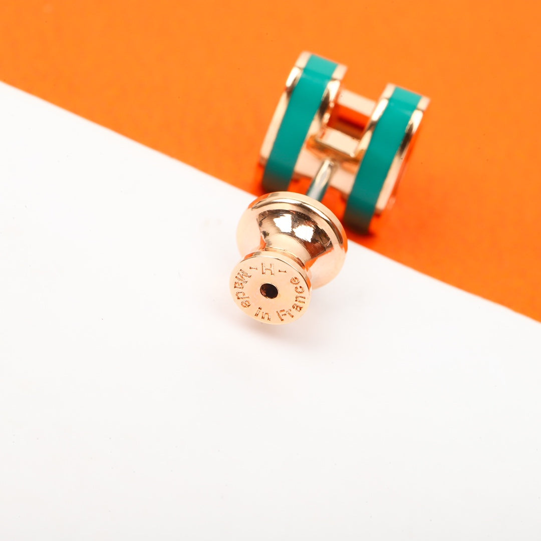 【関税負担なし・送料無料・代引可】エルメス ピアス 未使用 箱付き