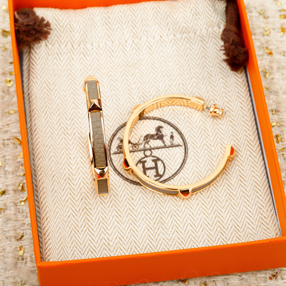 【関税負担なし・送料無料・代引可】エルメス ピアス 未使用 箱付き