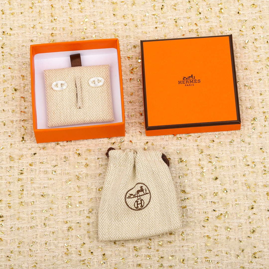 【関税負担なし・送料無料・代引可】エルメス ピアス 未使用 箱付き