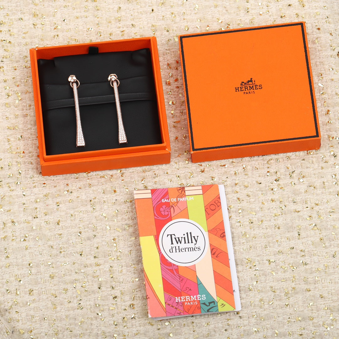 【関税負担なし・送料無料・代引可】エルメス ピアス 未使用 箱付き