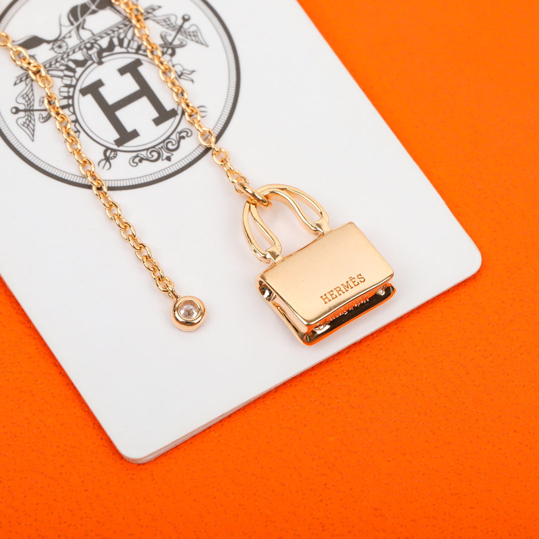 【関税負担なし・送料無料・代引可】エルメス ピアス 未使用 箱付き