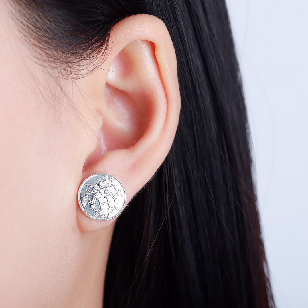 【関税負担なし・送料無料・代引可】エルメス ピアス 未使用 箱付き