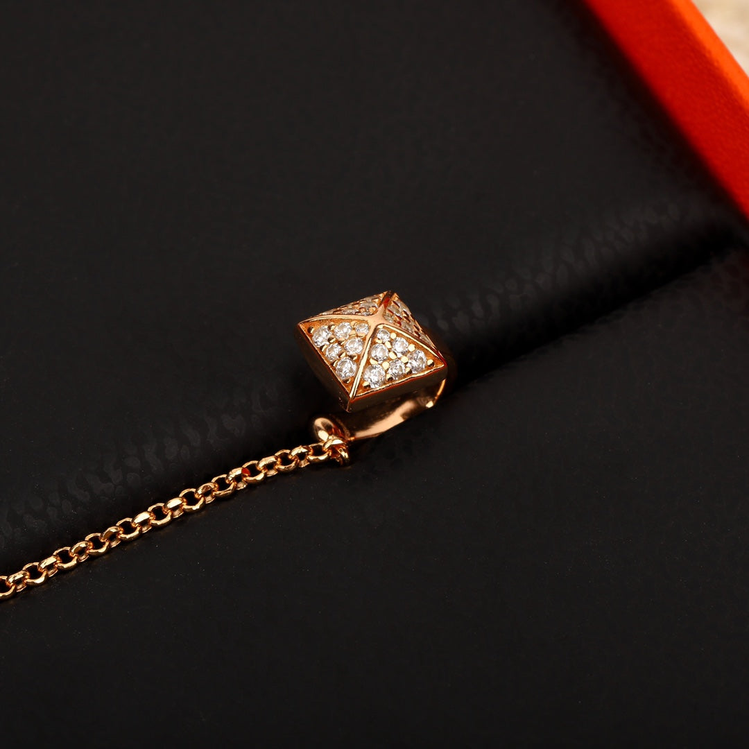 【関税負担なし・送料無料・代引可】エルメス ピアス 未使用 箱付き