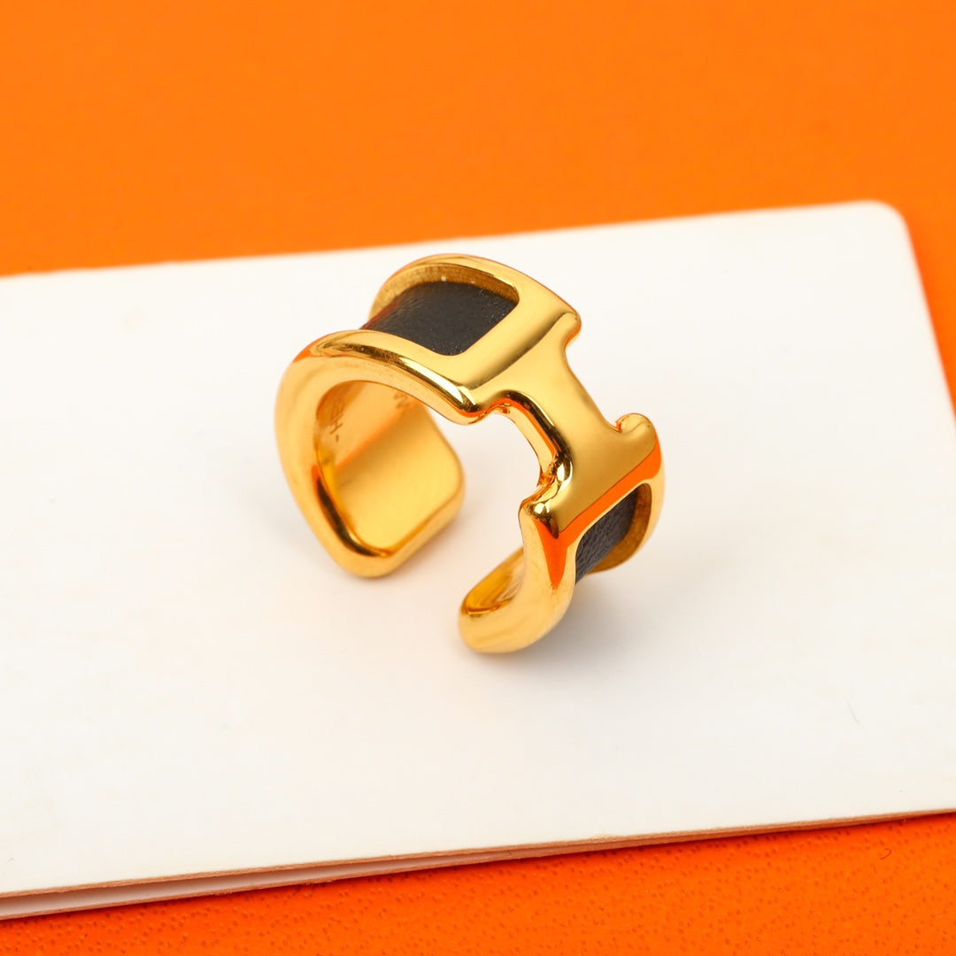 【関税負担なし・送料無料・代引可】エルメス ピアス 未使用 箱付き