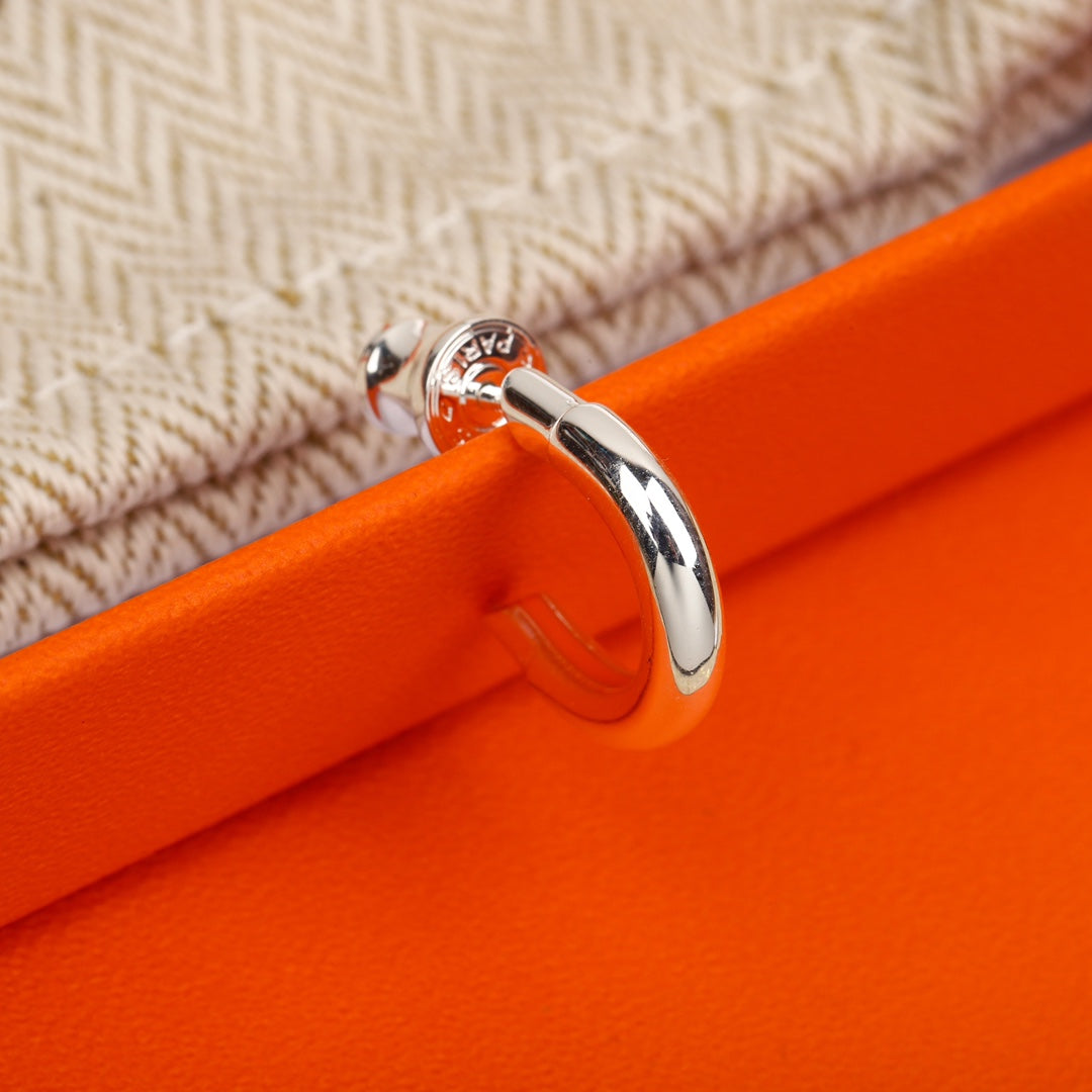 【関税負担なし・送料無料・代引可】エルメス ピアス 未使用 箱付き