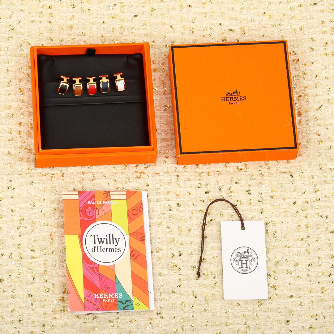 【関税負担なし・送料無料・代引可】エルメス ピアス 未使用 箱付き