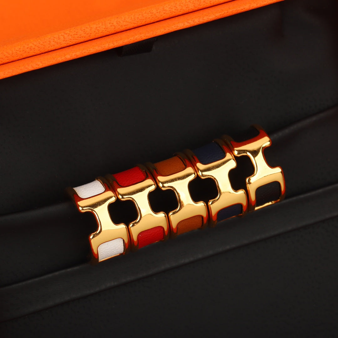 【関税負担なし・送料無料・代引可】エルメス ピアス 未使用 箱付き