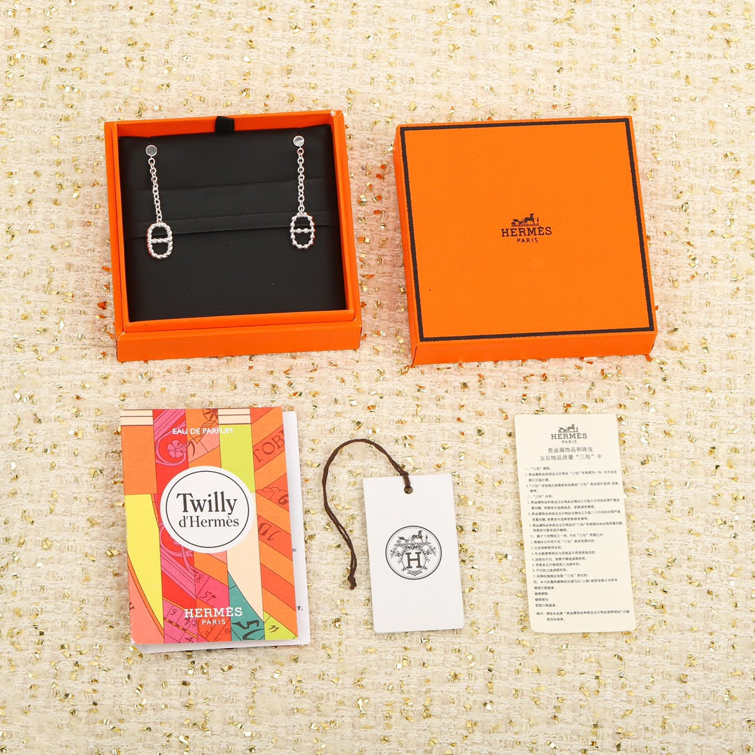 【関税負担なし・送料無料・代引可】エルメス ピアス 未使用 箱付き