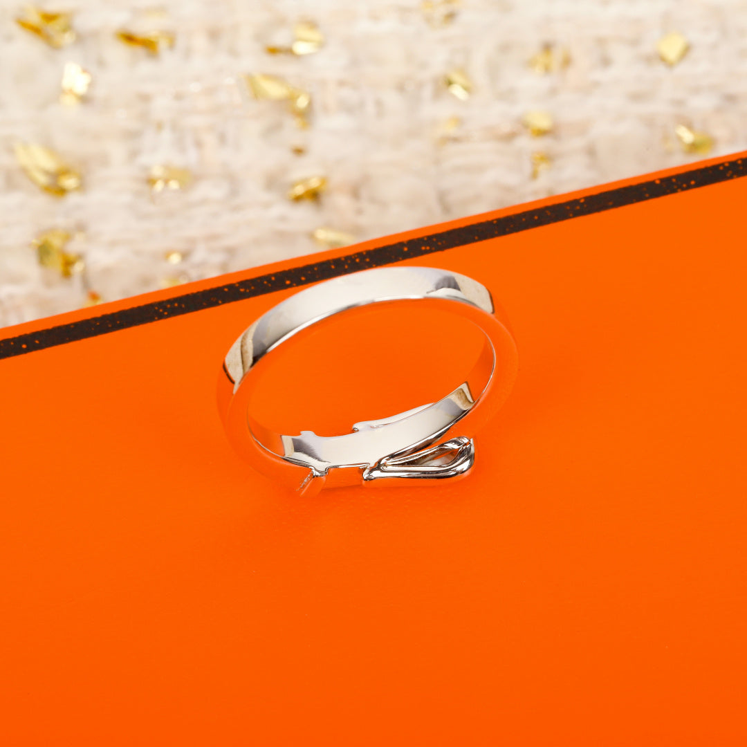 【関税負担なし・送料無料・代引可】エルメス リング 未使用 箱付き