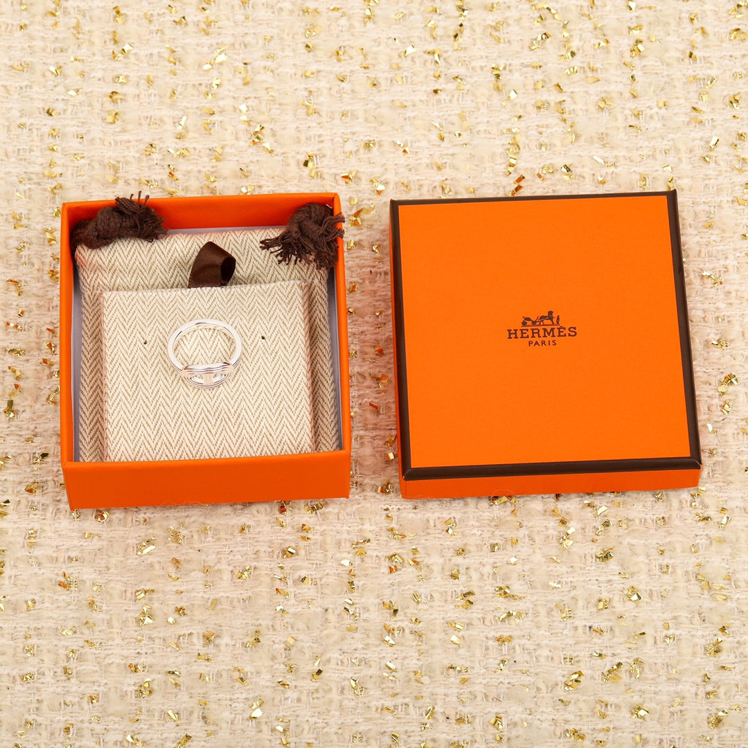 【関税負担なし・送料無料・代引可】エルメス リング 未使用 箱付き