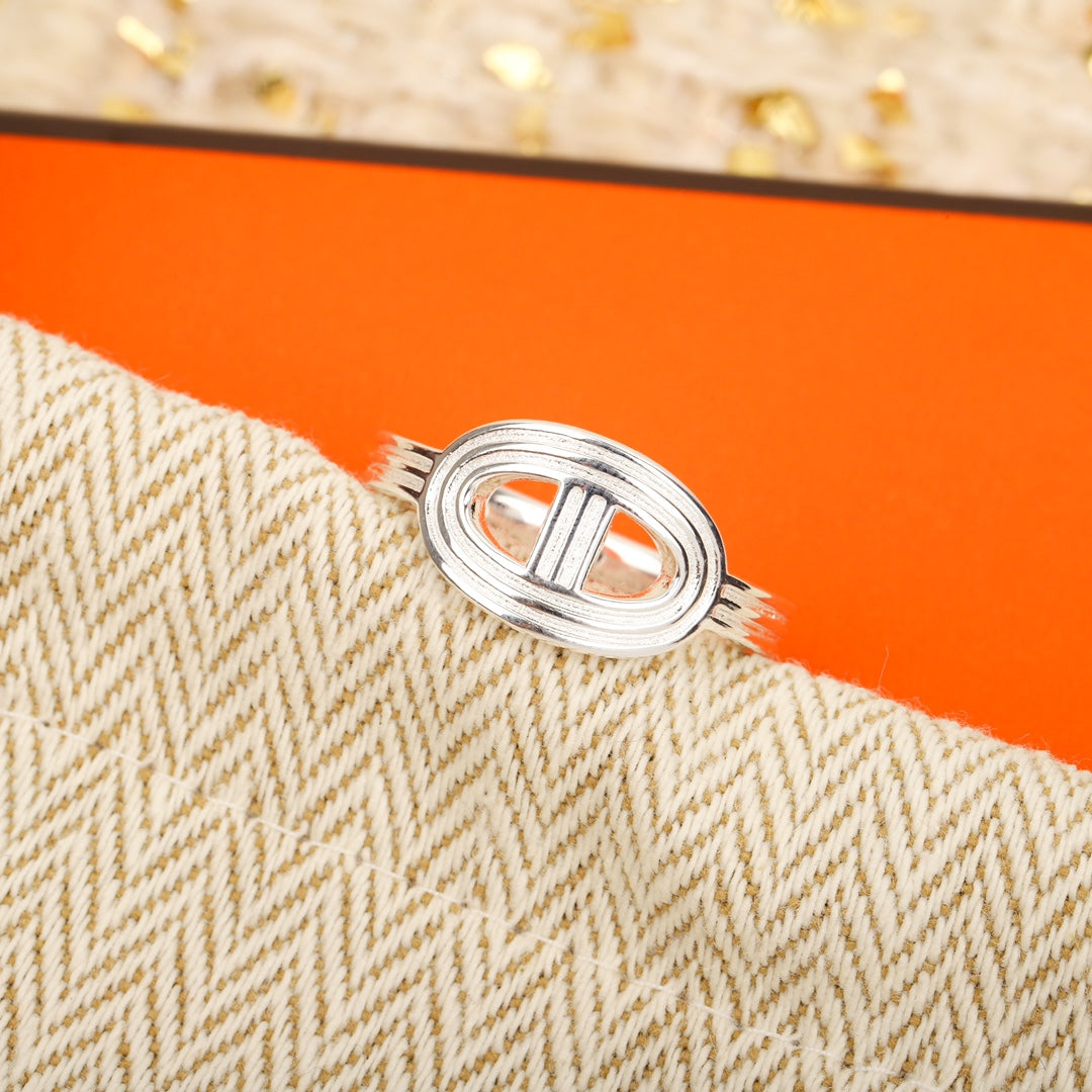 【関税負担なし・送料無料・代引可】エルメス リング 未使用 箱付き